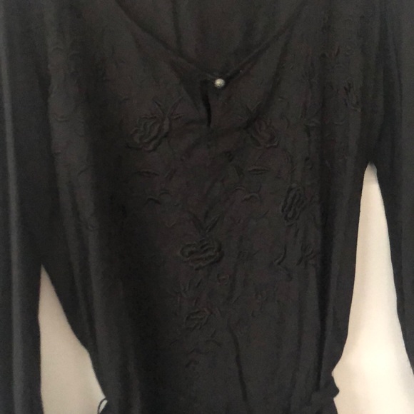 Black Shift Dress w/ Tie Waist - Picture 2 of 4